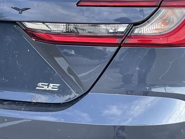 Used 2026 Toyota Camry SE FWD image 7