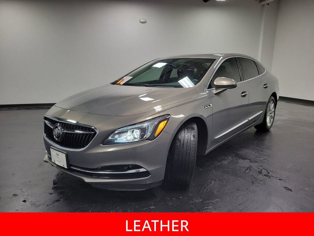 Used 2019 Buick LaCrosse Essence w/ Sights and Sounds Package image 4