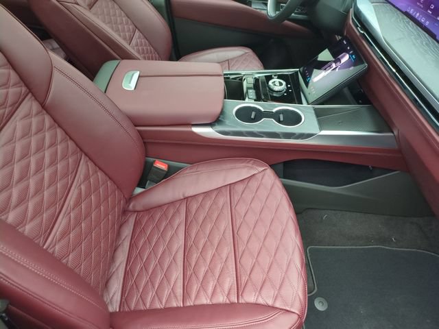 New 2026 Cadillac Escalade ESV Sport w/ Touring Package AWD/4WD image 28