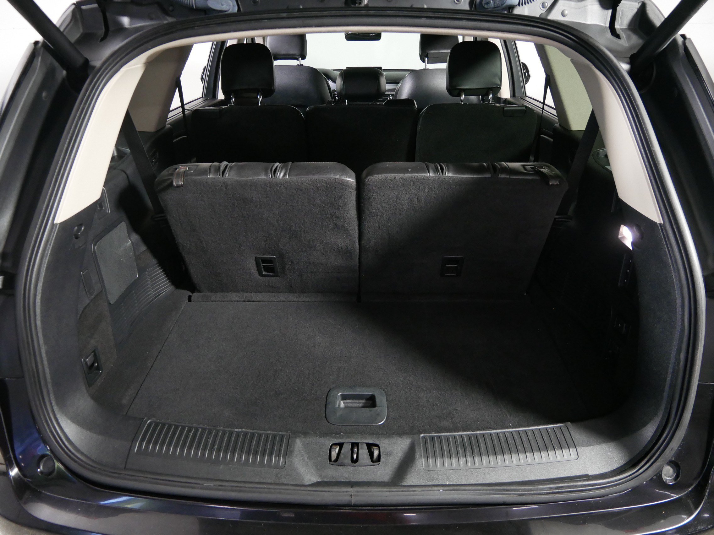 Used 2023 Lincoln Aviator AWD image 18