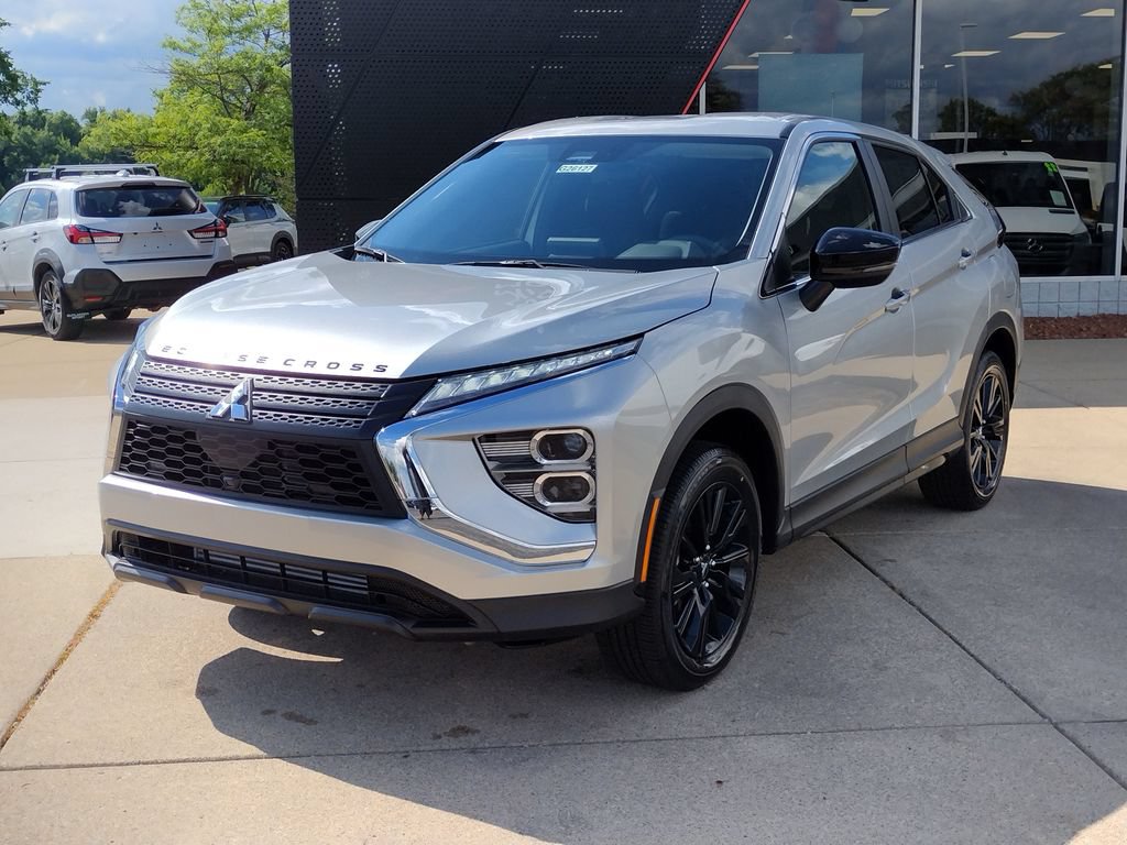 New 2026 Mitsubishi Eclipse Cross LE AWD/4WD image 1