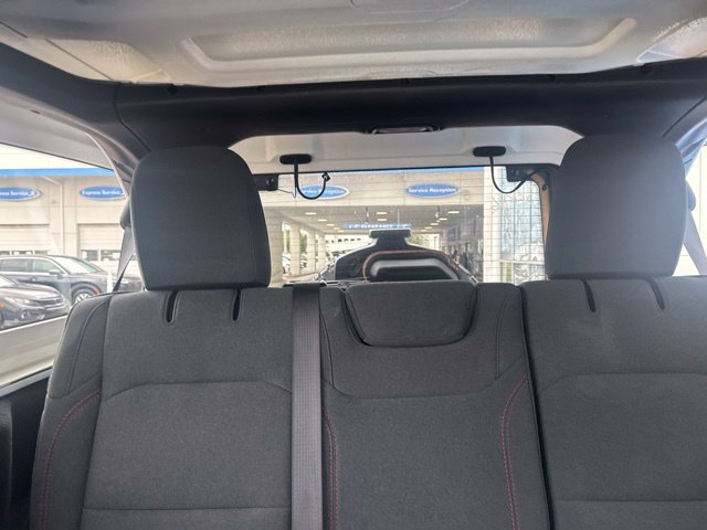 Used 2025 Jeep Wrangler Unlimited Rubicon AWD/4WD image 20