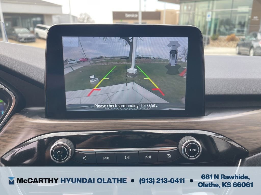 Used 2020 Ford Escape Titanium w/ Titanium Premium Package 2.0 image 28