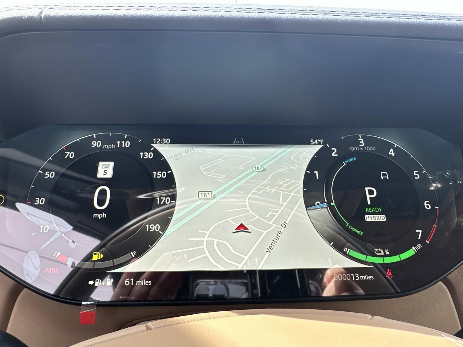 New 2026 Land Rover Range Rover SE image 13