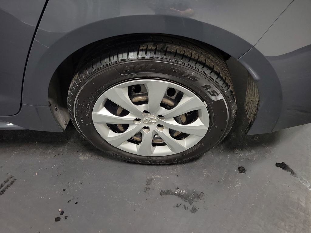 Used 2023 Toyota Corolla LE w/ Carpet Mat Package (TMS) image 10