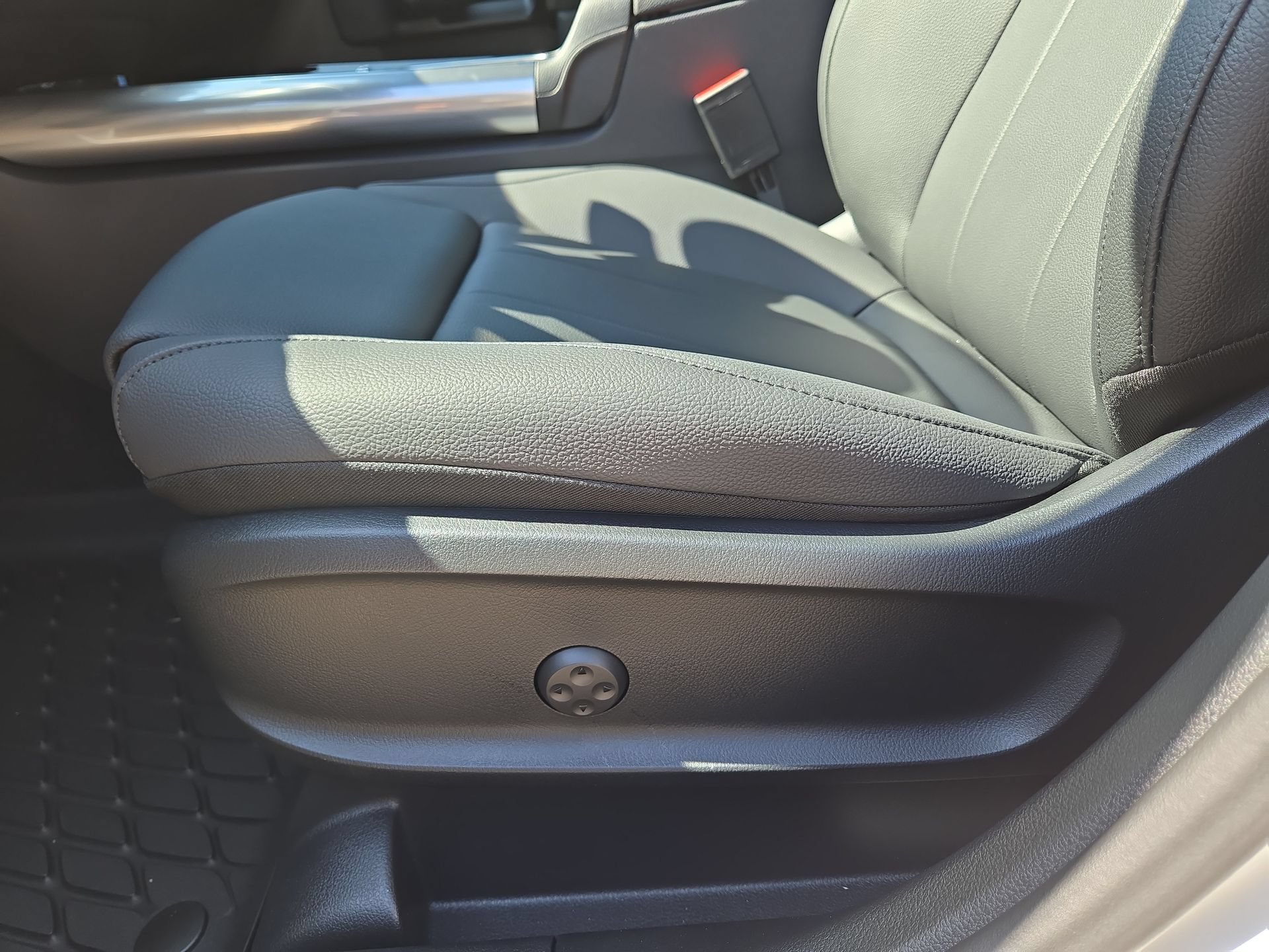 New 2026 Mercedes-Benz GLA 250 4MATIC image 17