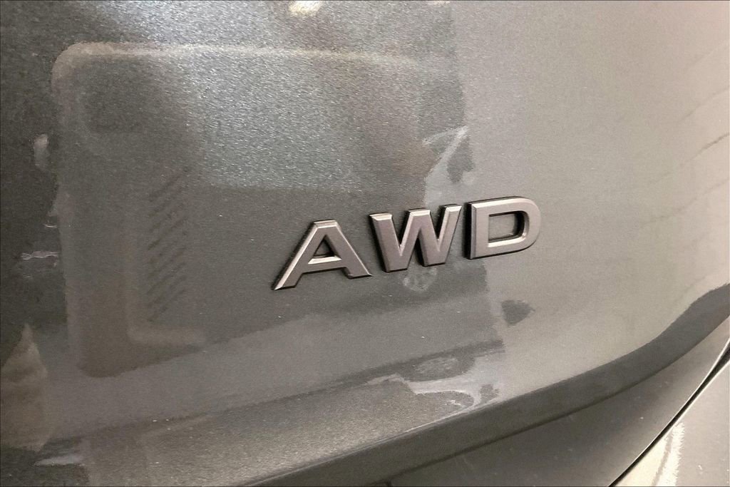Used 2026 Nissan Rogue SV AWD/4WD image 7
