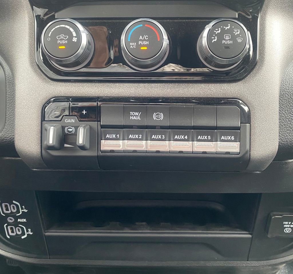 New 2026 RAM 2500 Tradesman w/ Chrome Appearance Group image 22