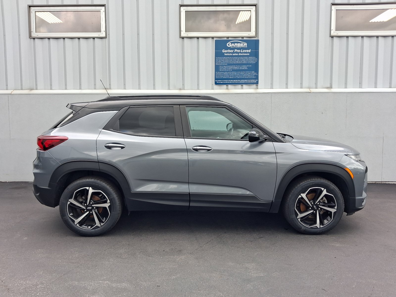 Used 2022 Chevrolet TrailBlazer RS w/ Convenience Package AWD/4WD image 9