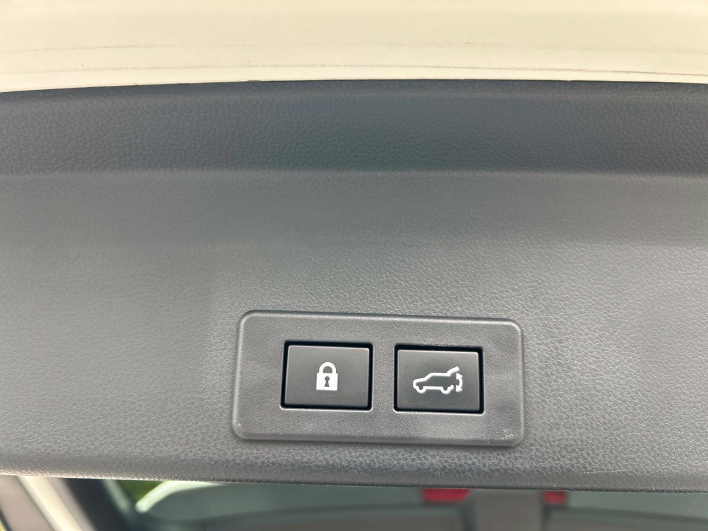 Used 2020 Subaru Ascent Touring AWD/4WD image 39