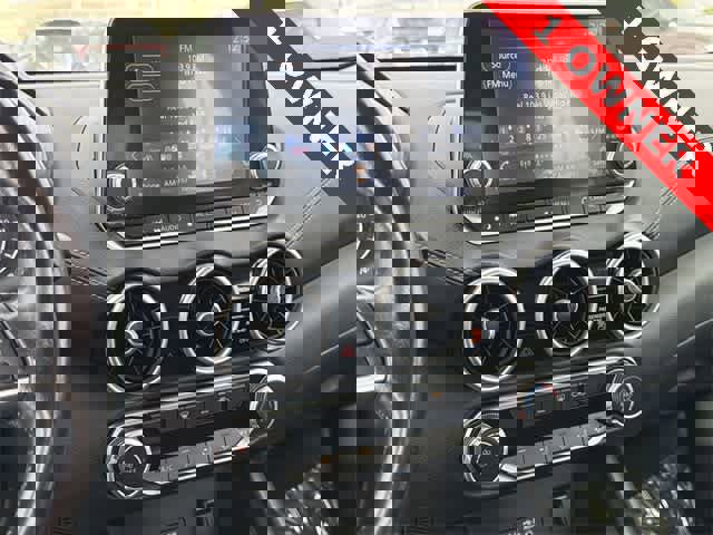 Used 2022 Nissan Sentra SV image 3