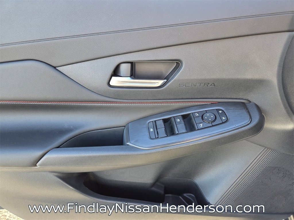 New 2026 Nissan Sentra SR image 9