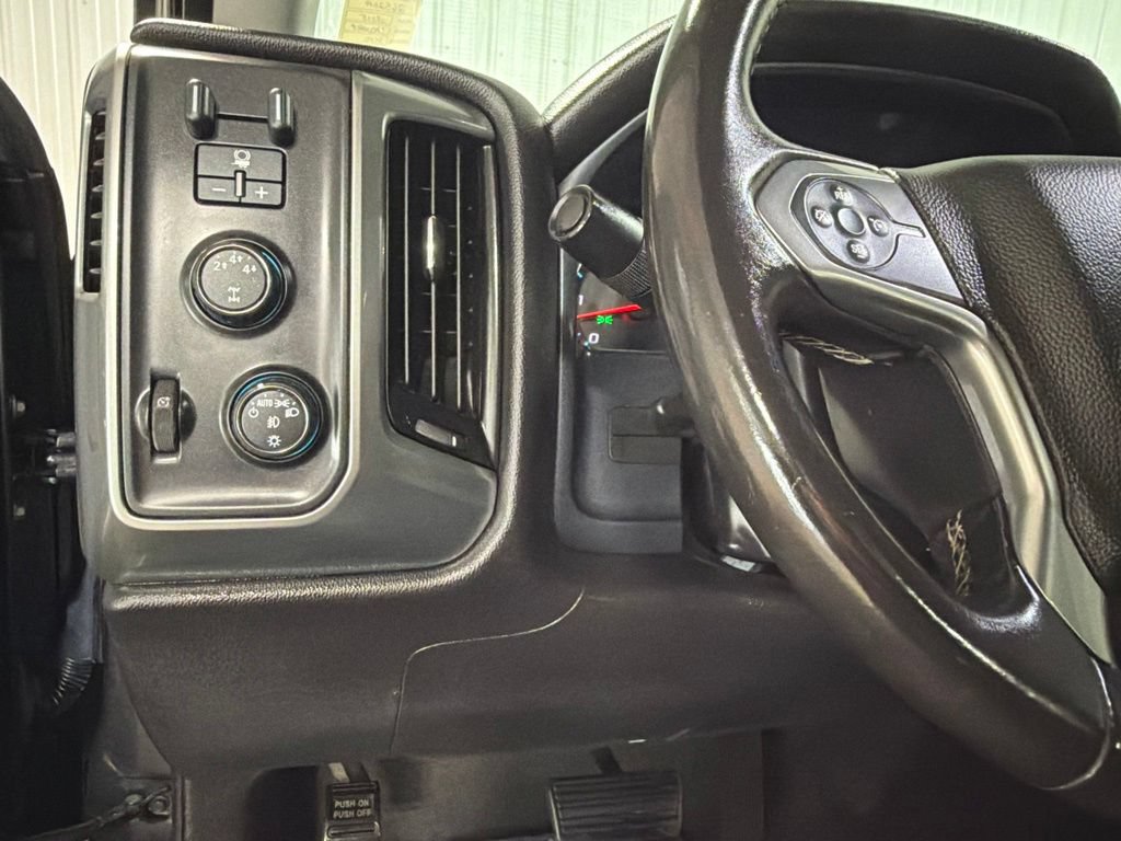 Used 2015 Chevrolet Silverado 3500 LT w/ LT Convenience Package AWD/4WD image 26