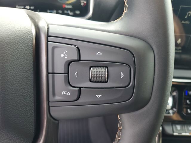 Used 2026 GMC Sierra 2500 AT4 image 13