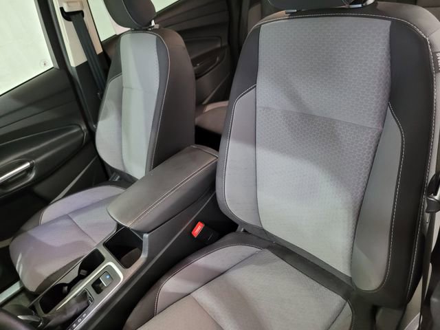 Used 2019 Ford Escape SE image 45