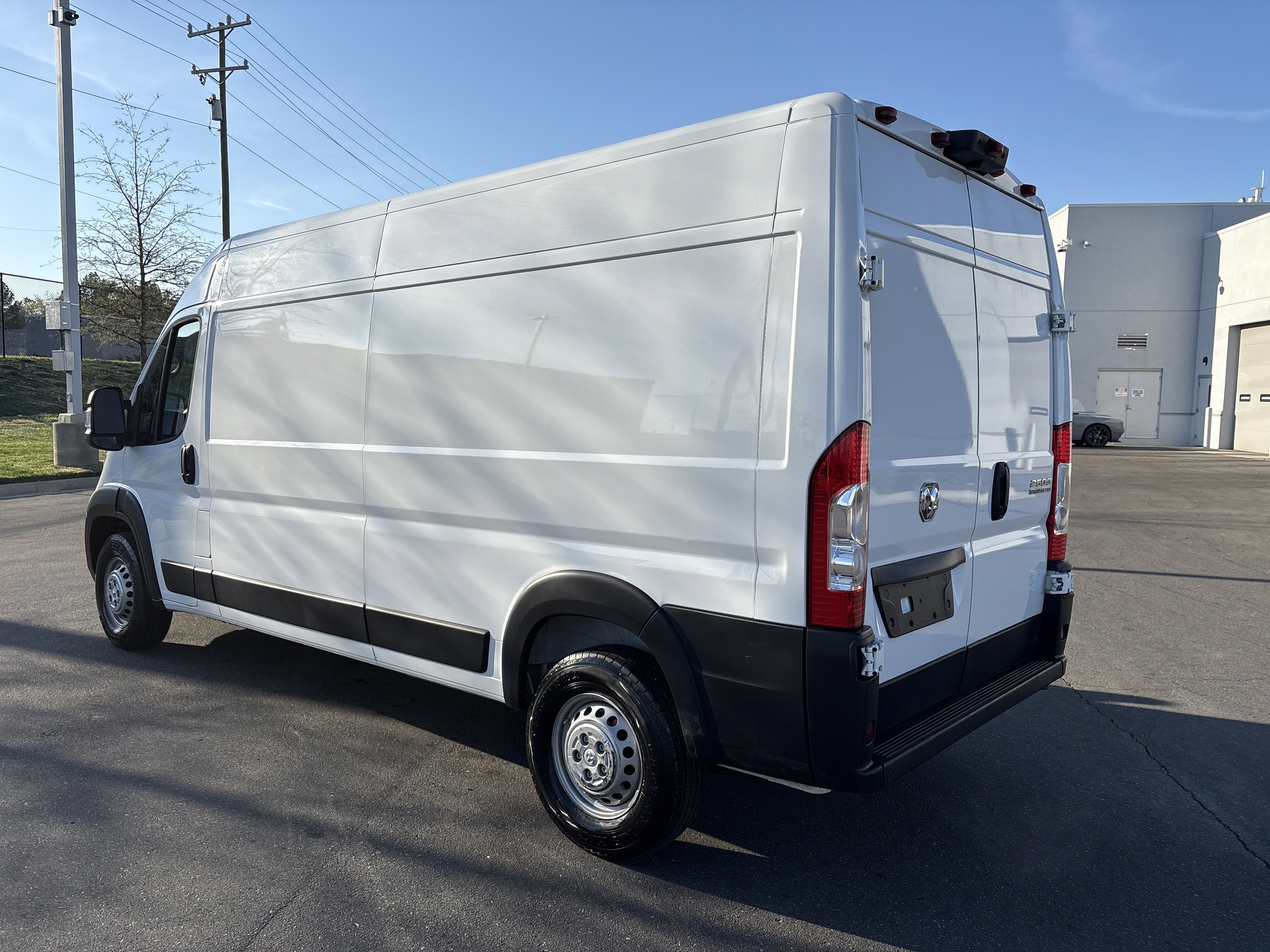 Used 2024 RAM ProMaster 2500 w/ Premium Convenience Group image 7