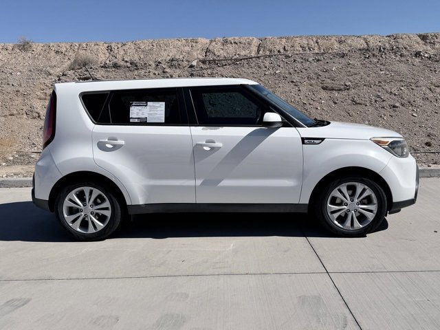 Used 2015 Kia Soul + image 5