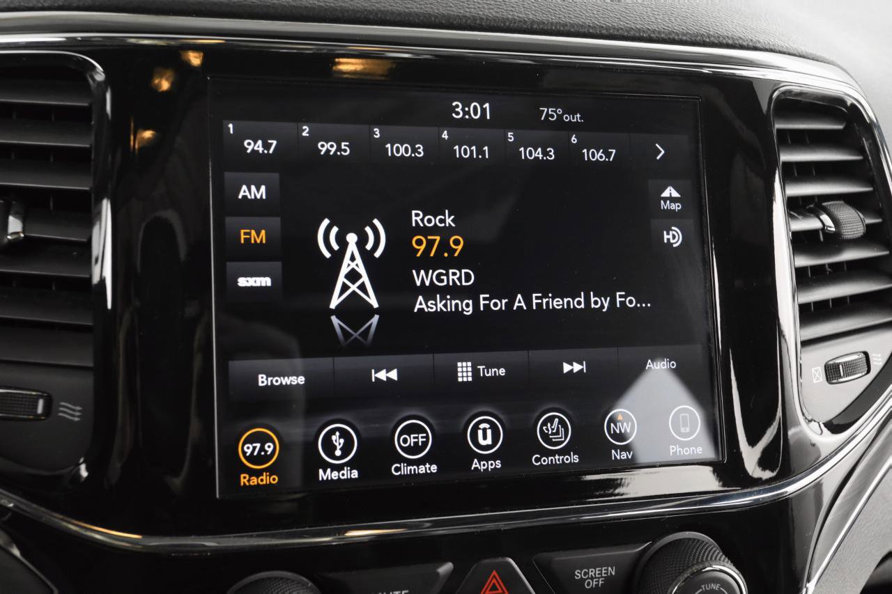 Used 2019 Jeep Grand Cherokee Limited w/ Luxury Group II image 21