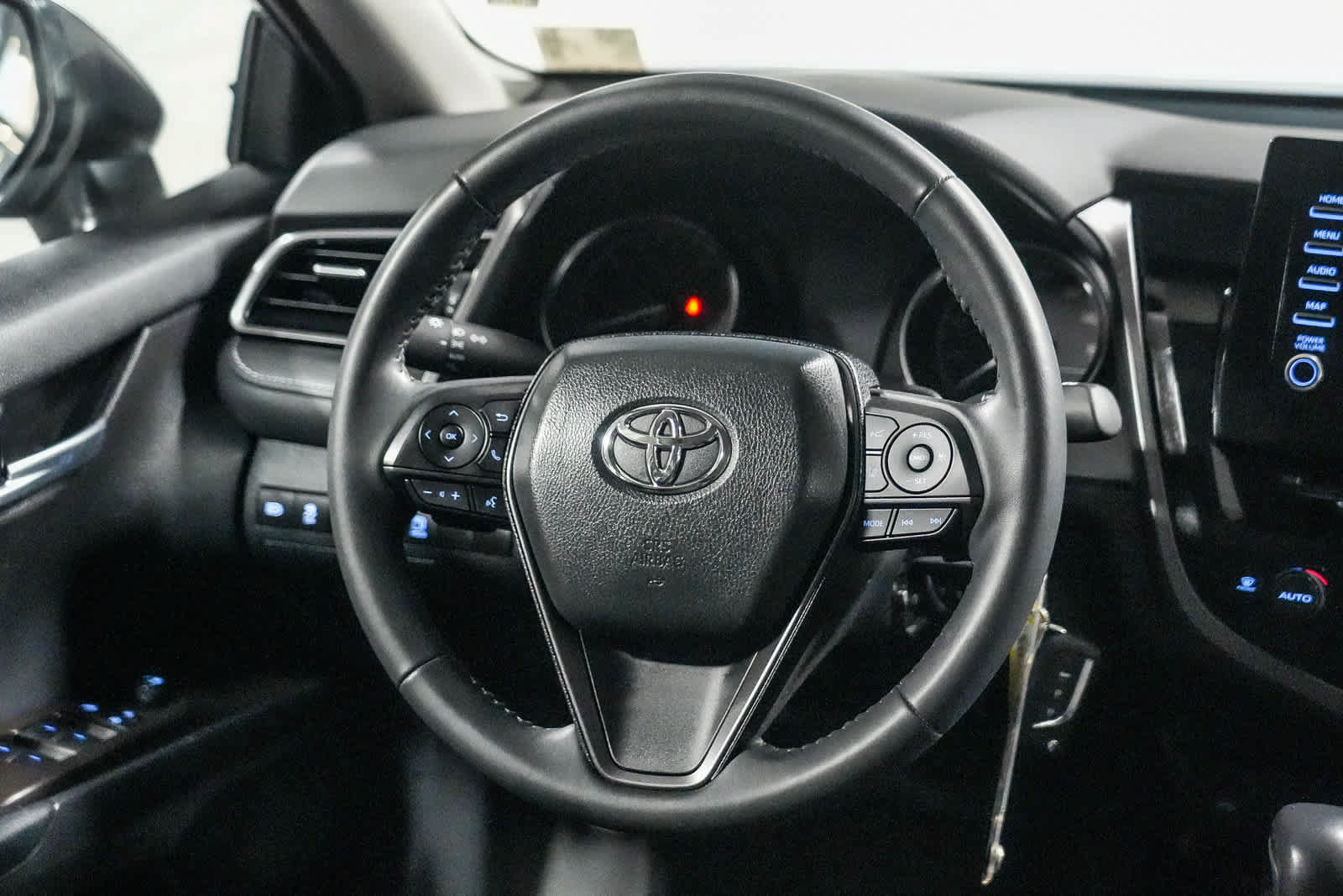 Certified 2024 Toyota Camry SE FWD image 16