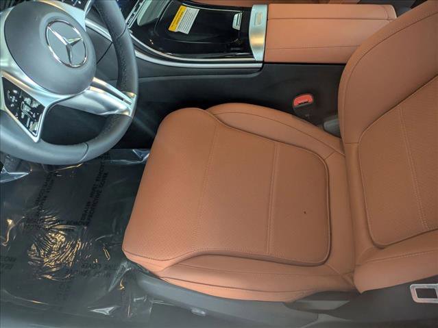 New 2025 Mercedes-Benz C 300 Sedan image 4