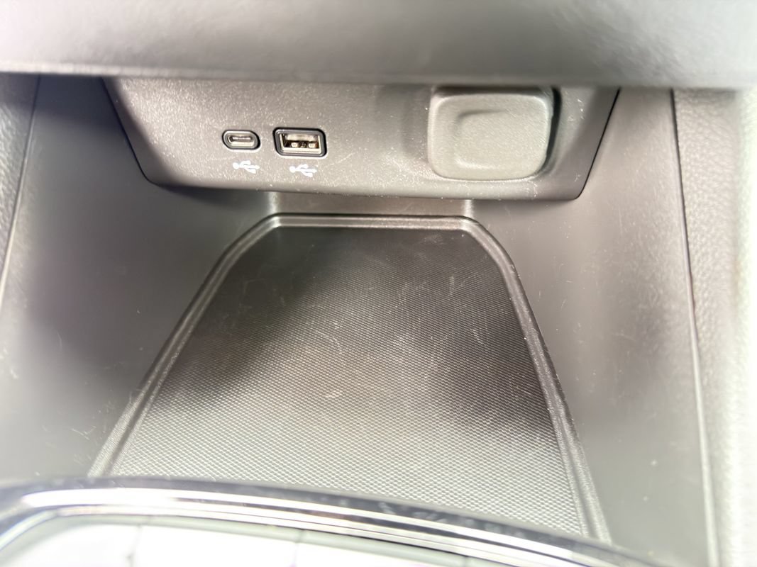 Used 2025 Buick Envista Sport Touring w/ Convenience I Package FWD image 25