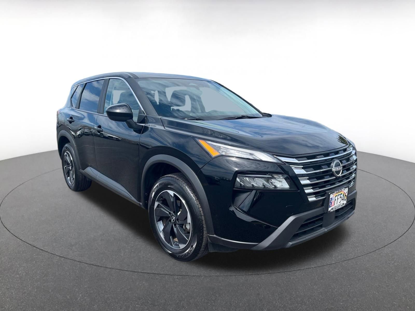 Used 2025 Nissan Rogue SV image 1