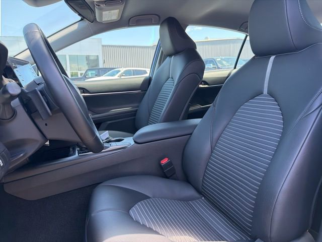 Used 2023 Toyota Camry SE FWD image 12