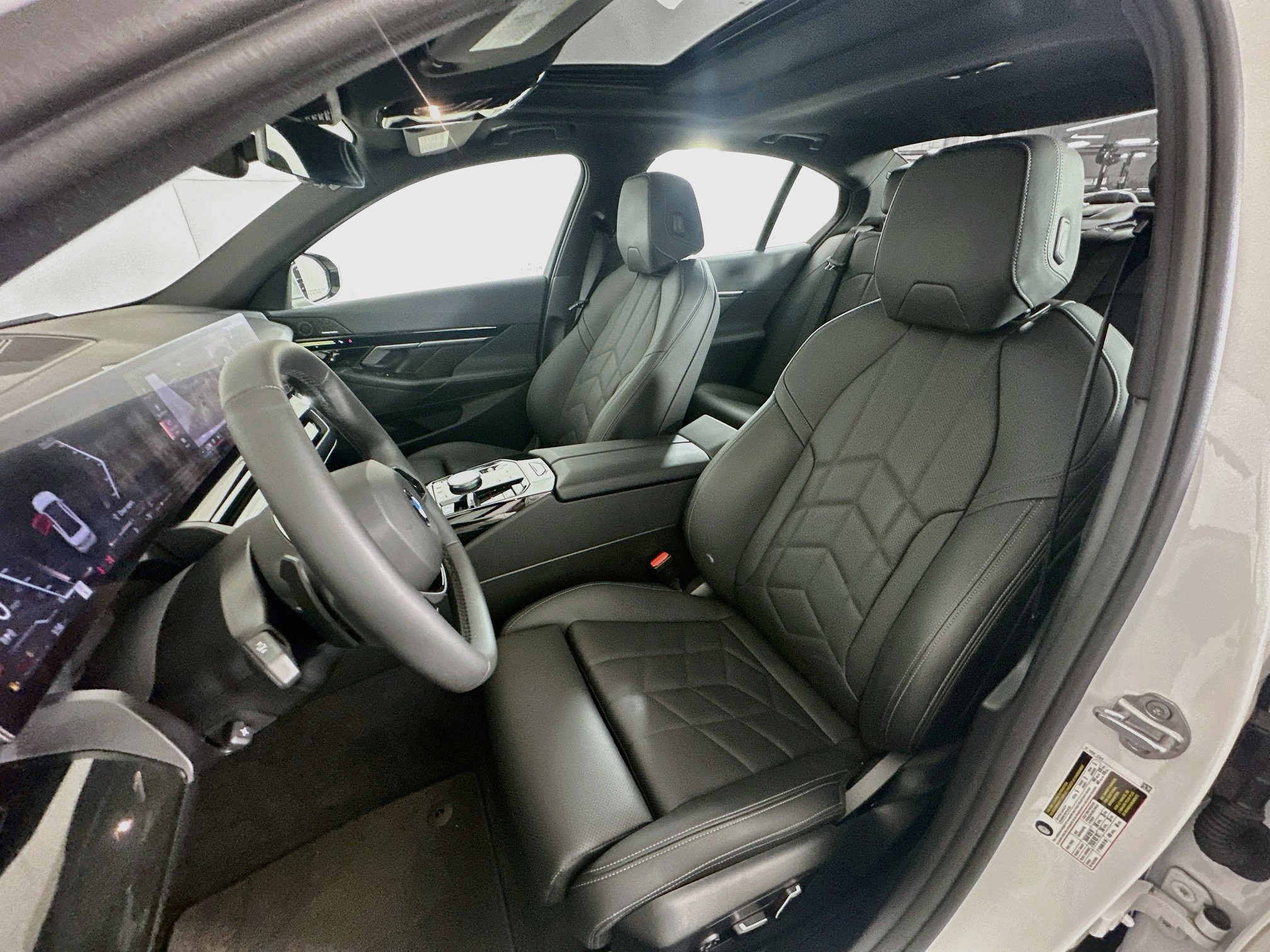 Used 2024 BMW 530i w/ Premium Package RWD image 13