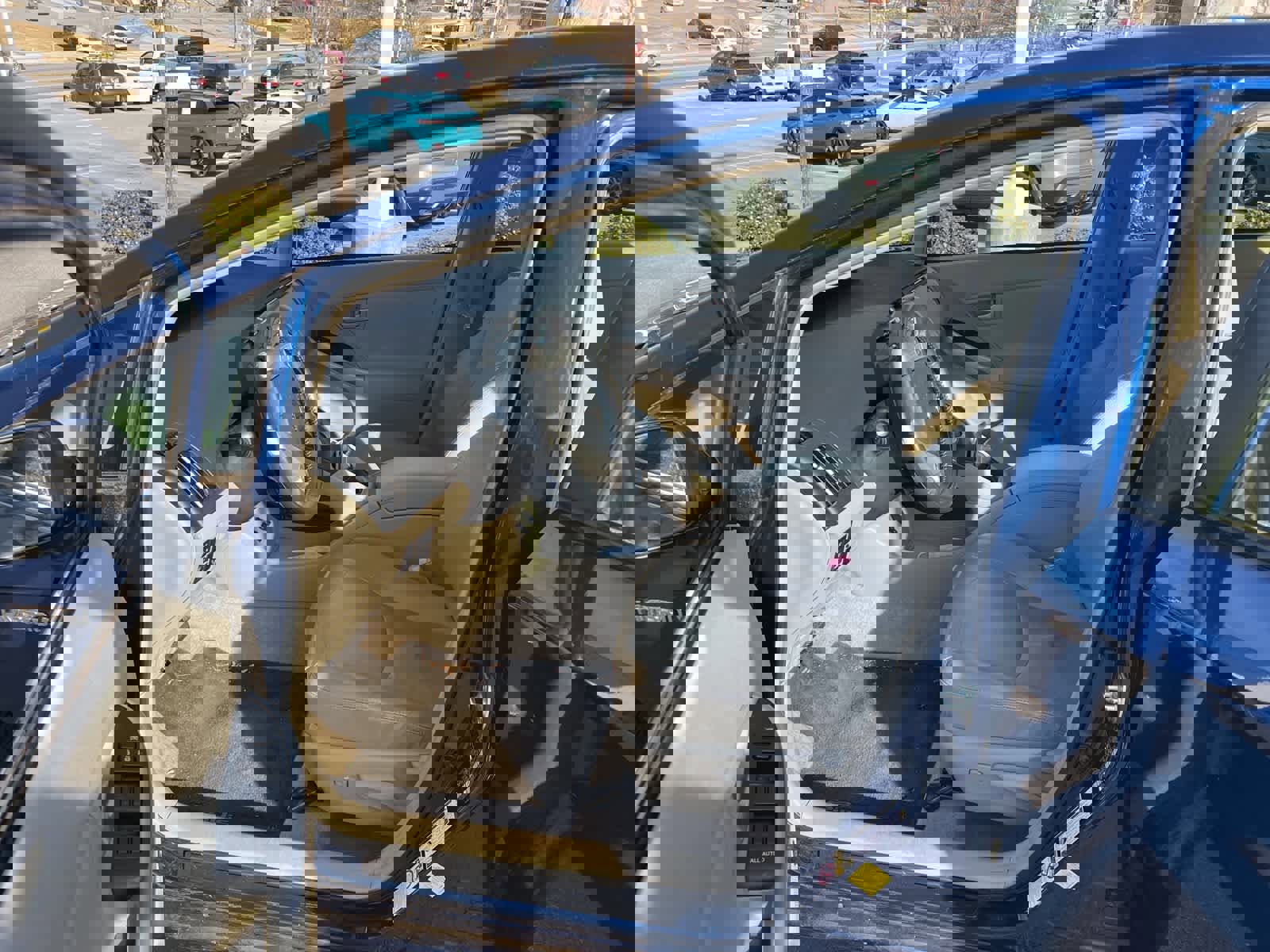 Used 2011 Toyota Prius Five image 16