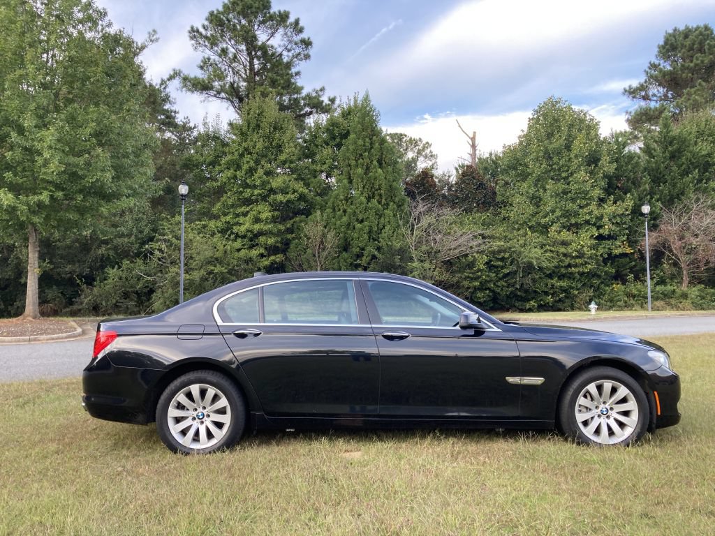 Used 2011 BMW 750Li xDrive AWD/4WD image 5