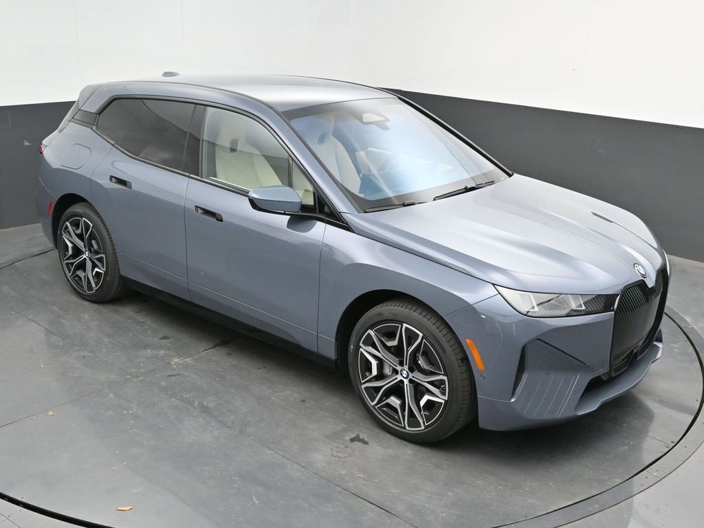Certified 2026 BMW iX xDrive45 w/ Premium Package image 36