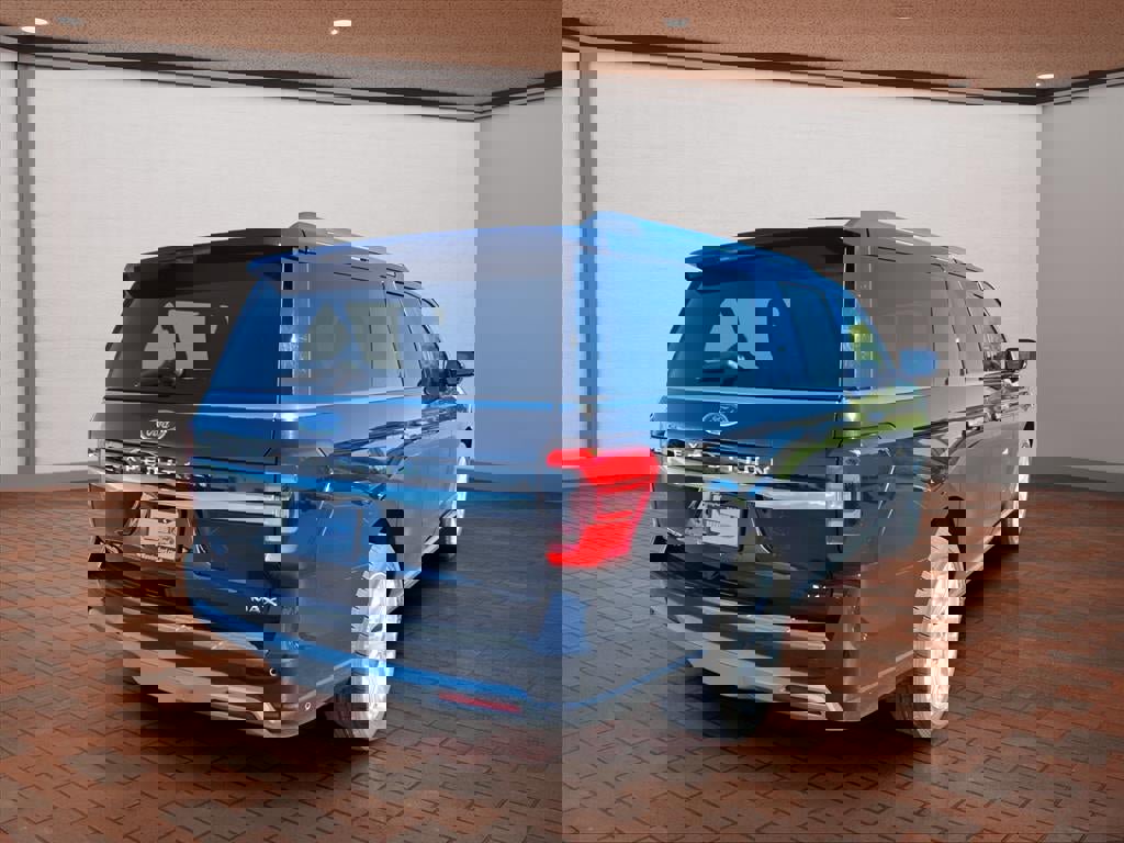 Used 2024 Ford Expedition Max Platinum image 8