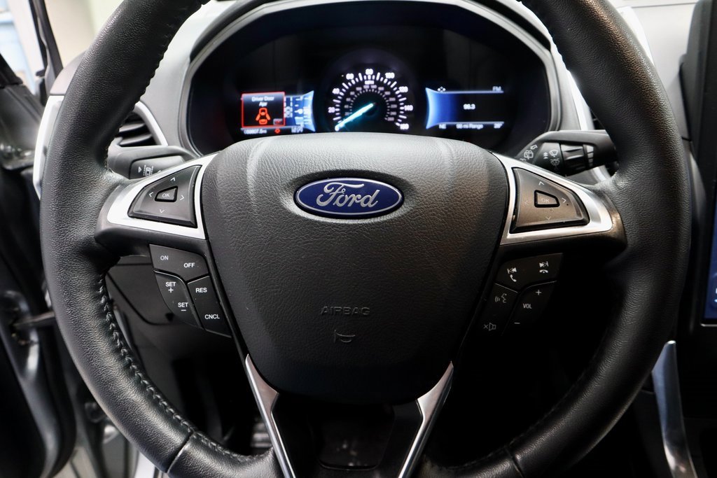 Certified 2024 Ford Edge Titanium image 30