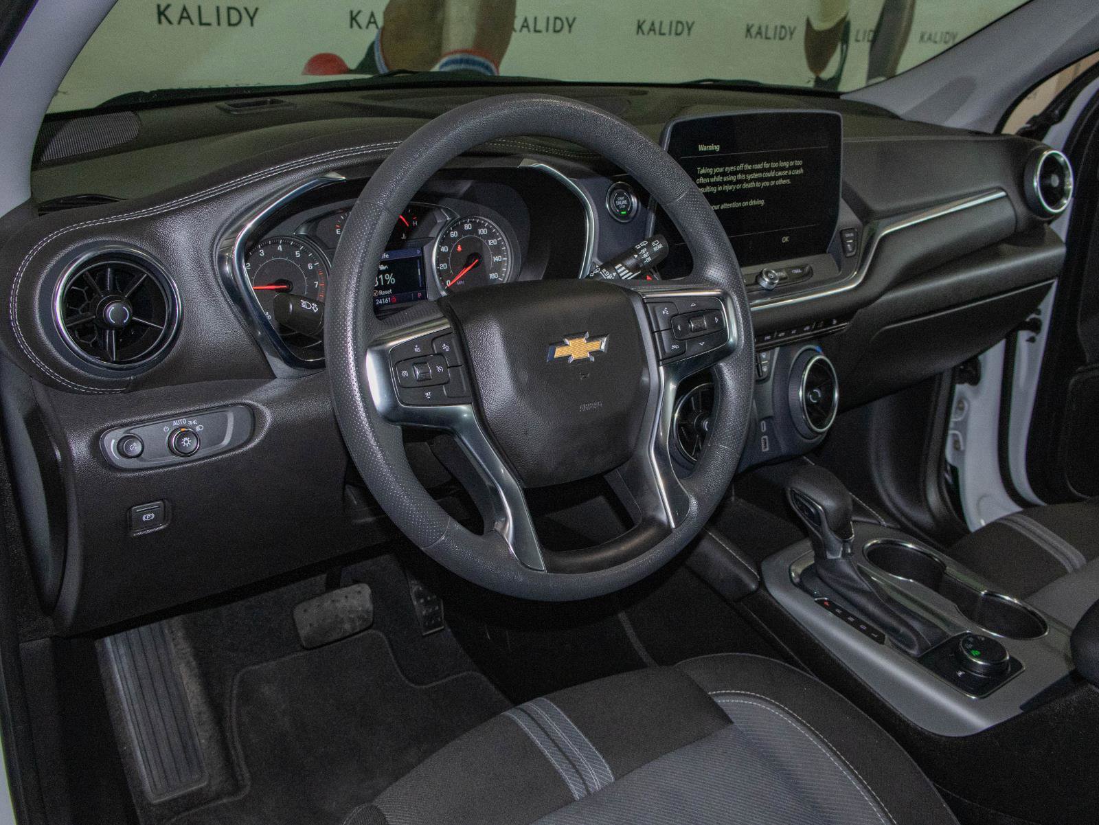 Used 2025 Chevrolet Blazer LT AWD/4WD image 5