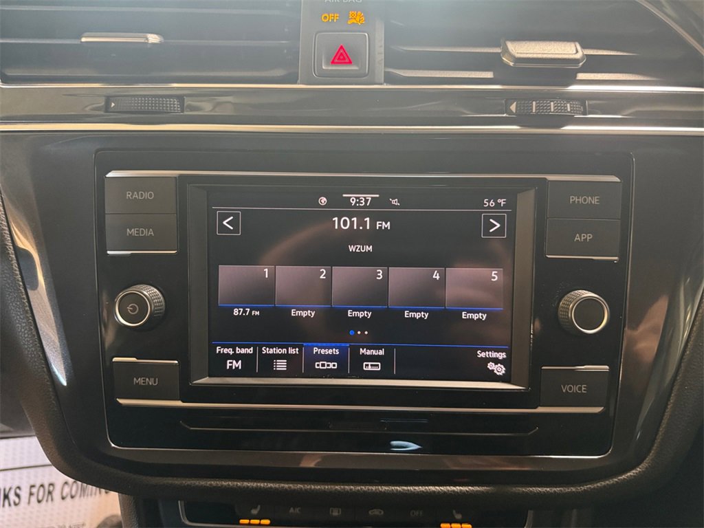 Used 2023 Volkswagen Tiguan S image 17