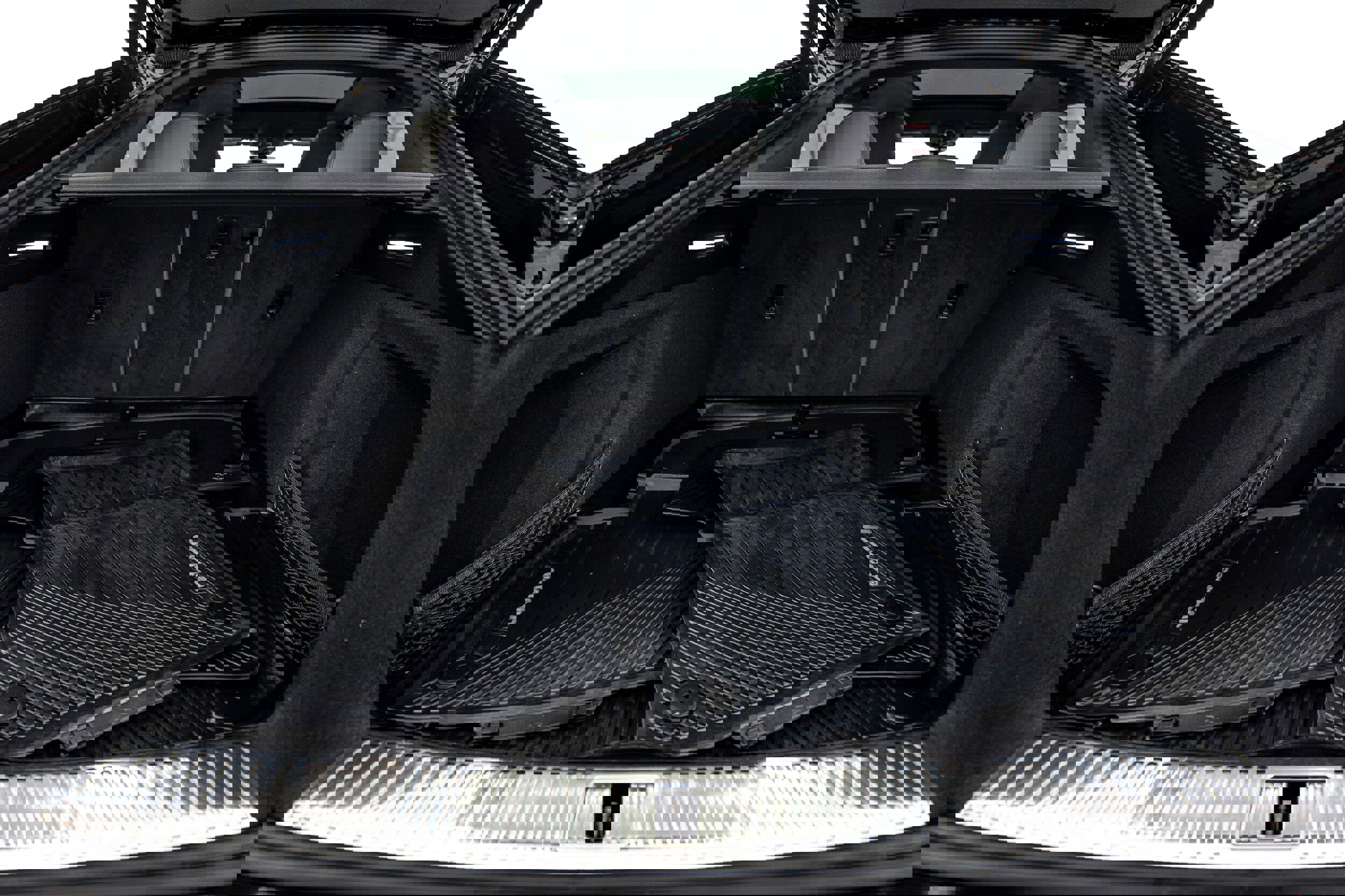 Certified 2023 Audi e-tron S Prestige w/ Prestige Package image 24