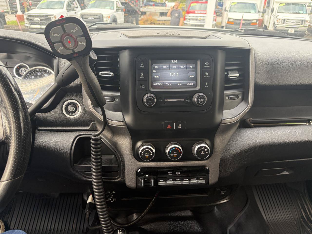 Used 2019 RAM 5500 Tradesman w/ Electrical Accessory Group AWD/4WD image 25