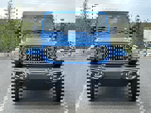 Used 2024 Jeep Wrangler Sahara w/ Technology Group image 21