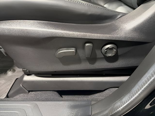 Certified 2025 Subaru Ascent Bronze Edition image 13