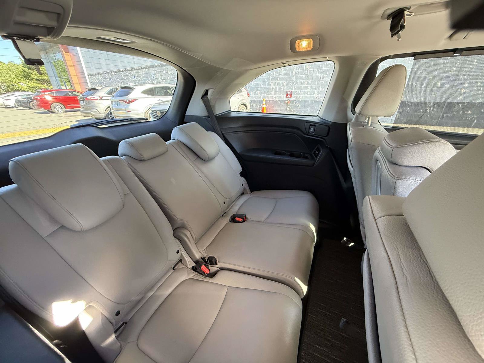 Certified 2024 Honda Odyssey EX-L image 17