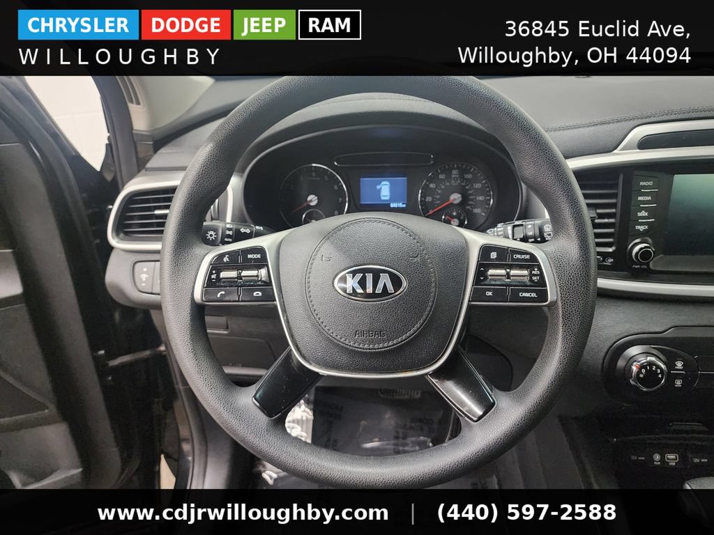 Used 2020 Kia Sorento LX FWD image 16