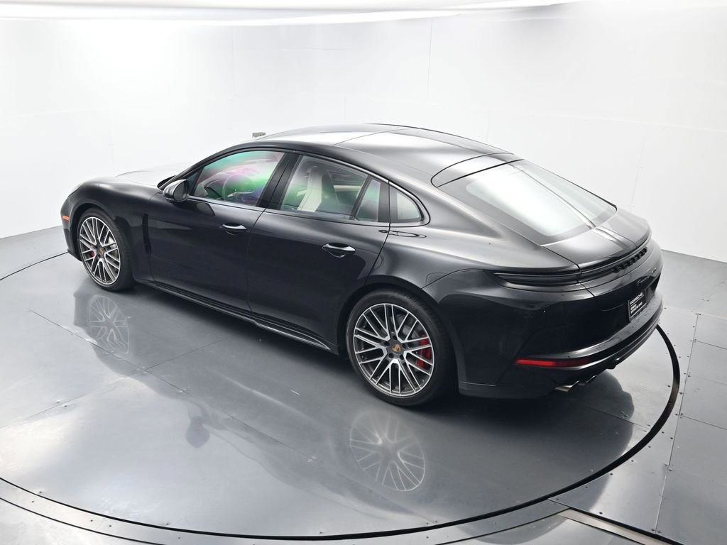 Certified 2026 Porsche Panamera GTS image 35