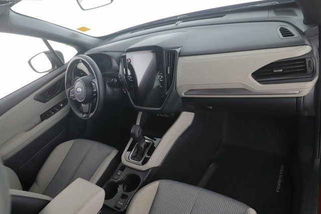 Used 2025 Subaru Forester Premium image 29