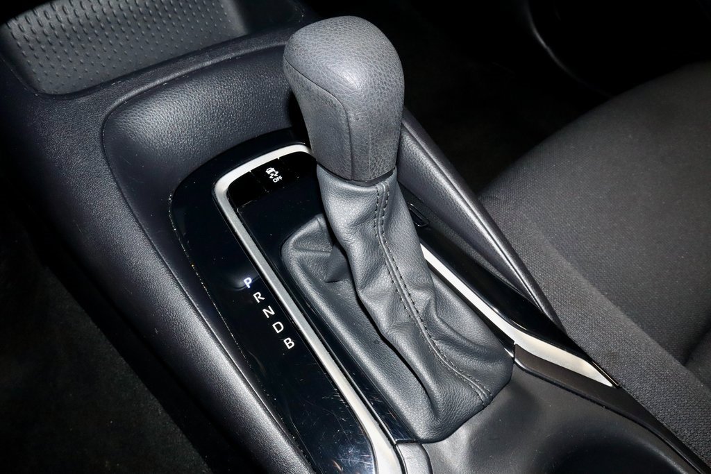 Used 2025 Toyota Corolla LE image 31