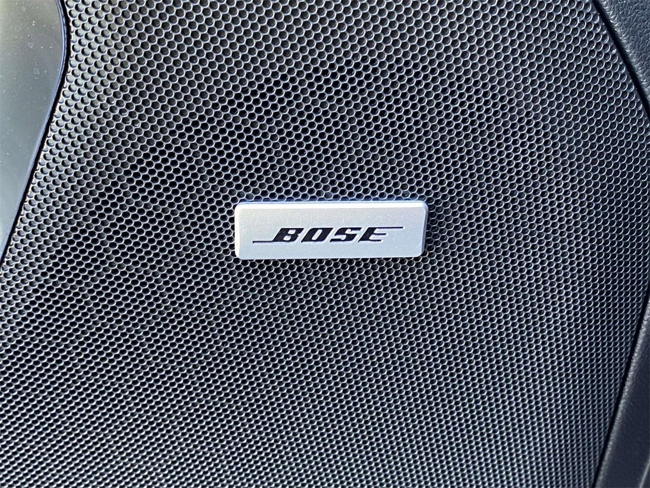 Used 2024 Chevrolet Suburban High Country w/ Advanced Technology Package image 20