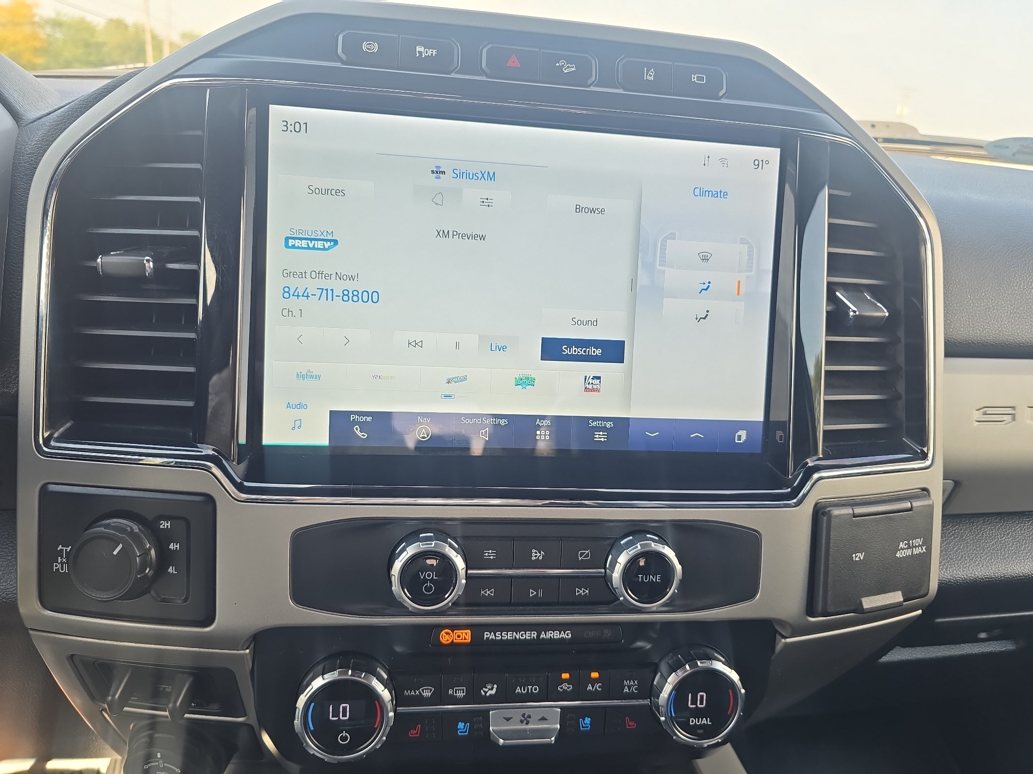 Used 2022 Ford F350 Lariat w/ Chrome Package AWD/4WD image 28
