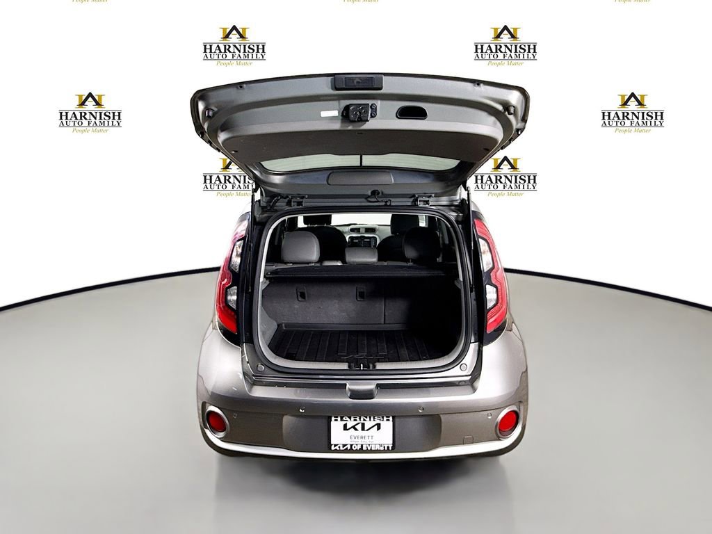 Used 2016 Kia Soul EV + w/ Sun & Fun Package image 34
