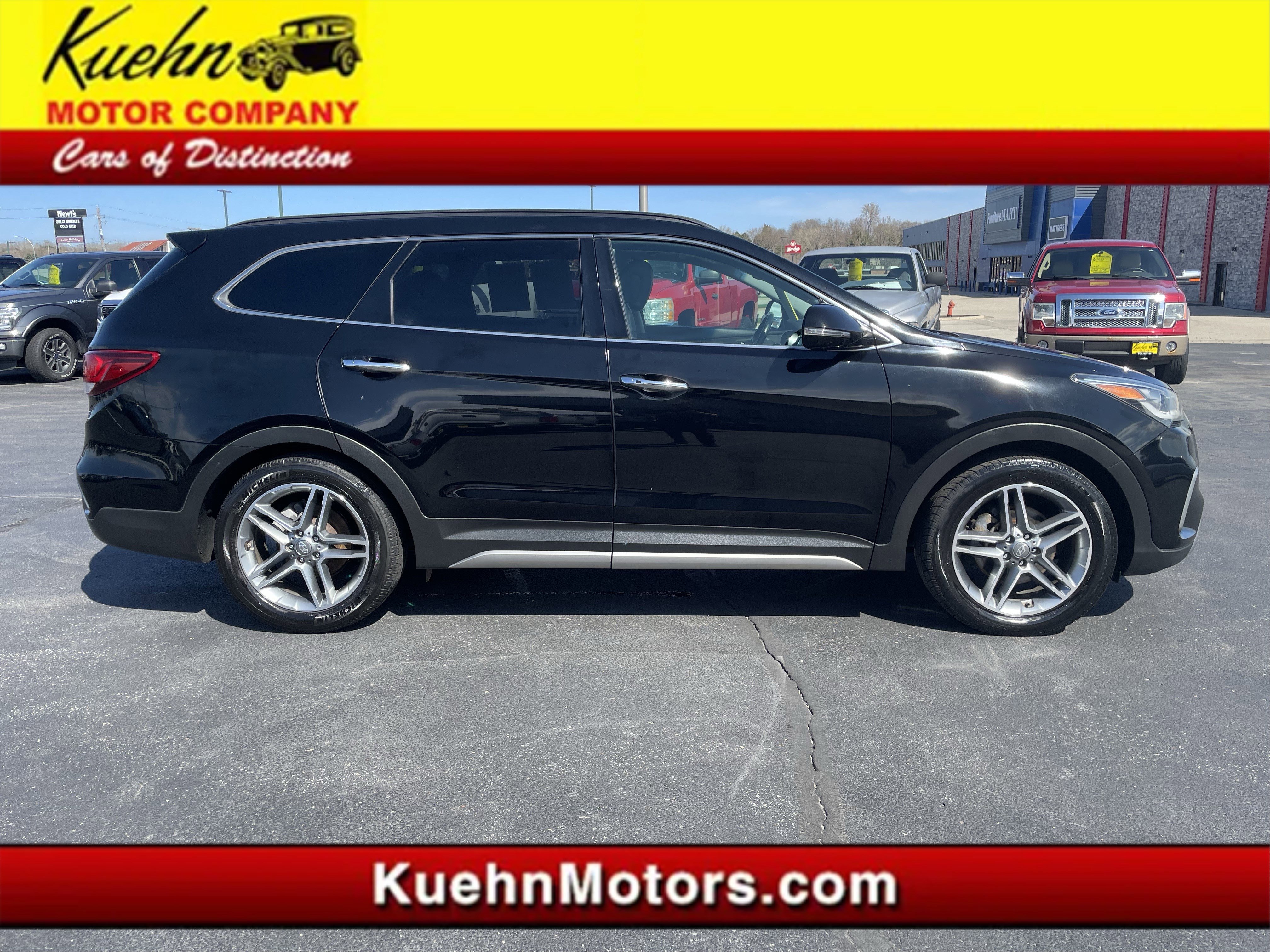 Used 2017 Hyundai Santa Fe Limited AWD/4WD image 1