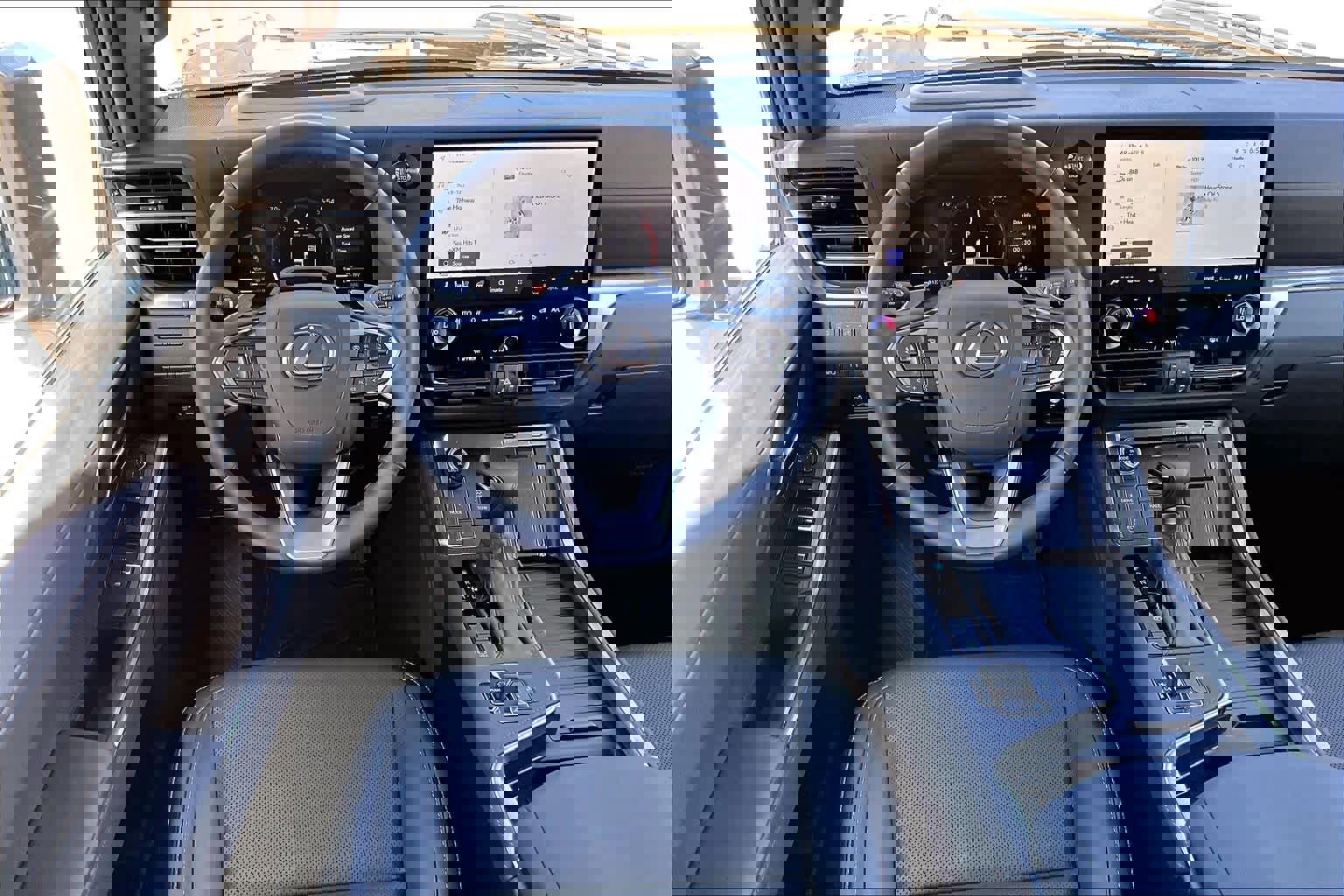 Used 2025 Lexus GX 550 w/ Accessory Package (2T) image 6