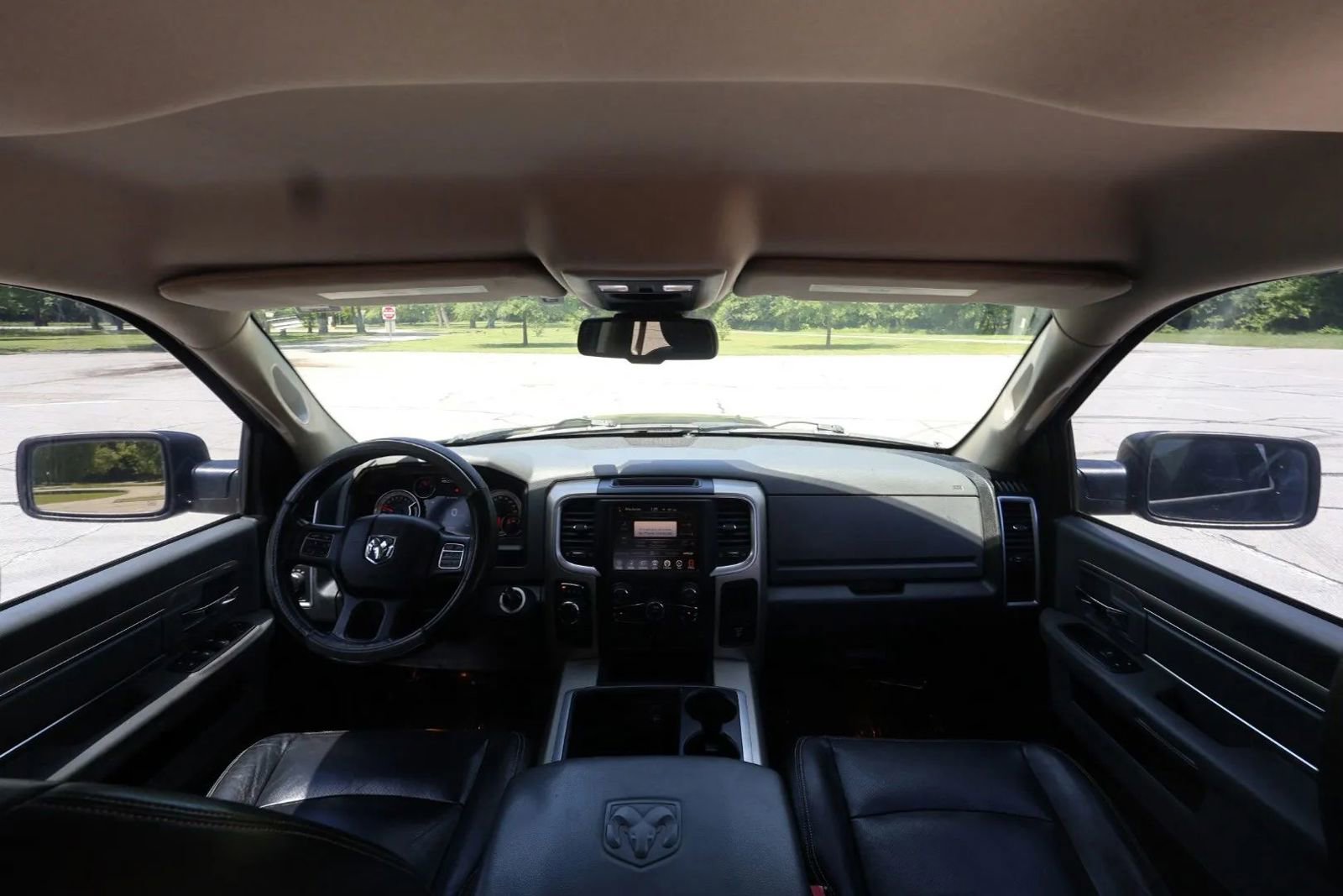 Used 2015 RAM 1500 Lone Star RWD image 16